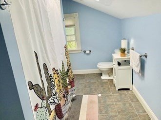 18 Hunt Street, Unit 2 Watertown, MA 02472 - Photo 9 of 15