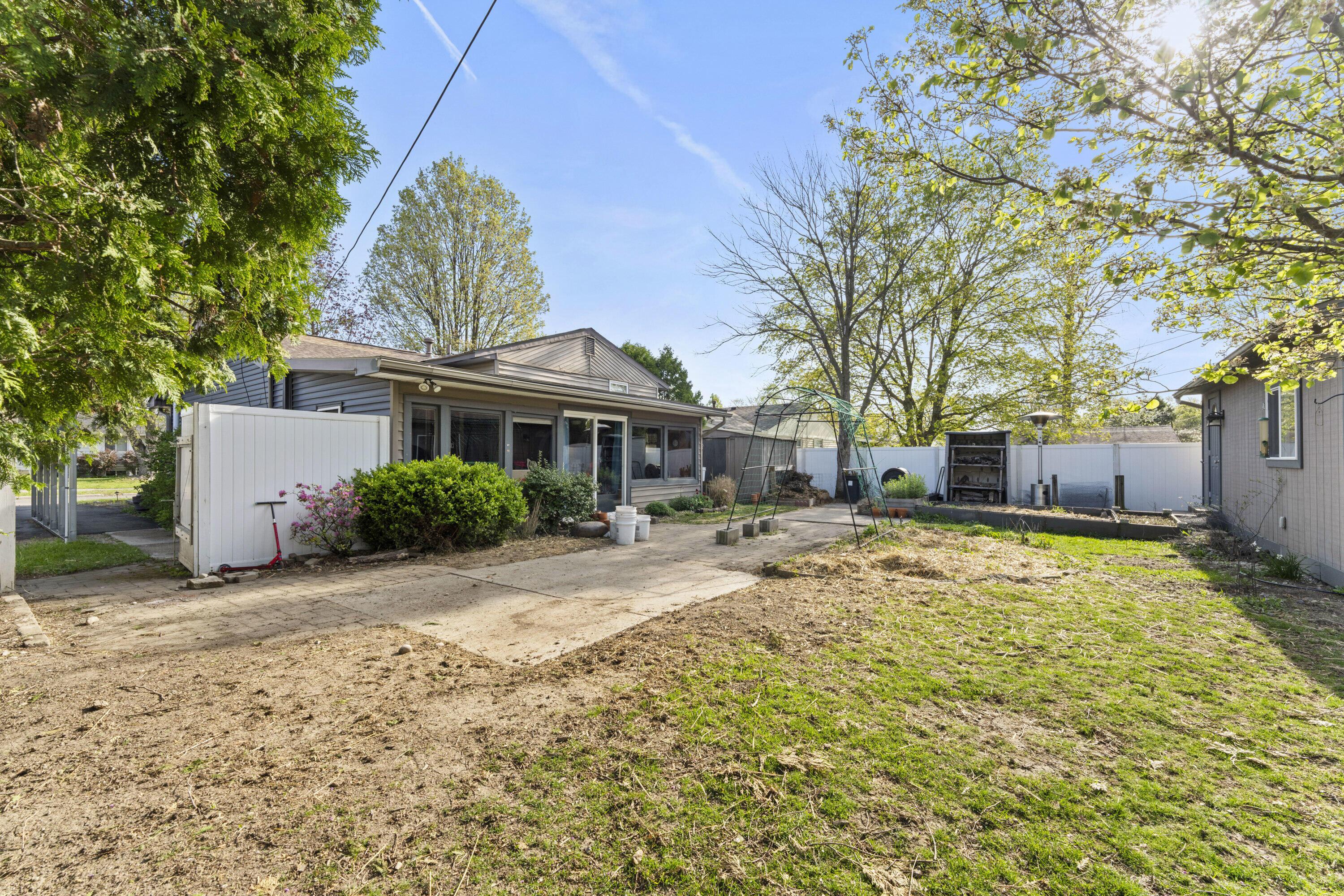 2019 Tupsfield Road Columbus, OH 43229 - Photo 30 of 41 dsc06410