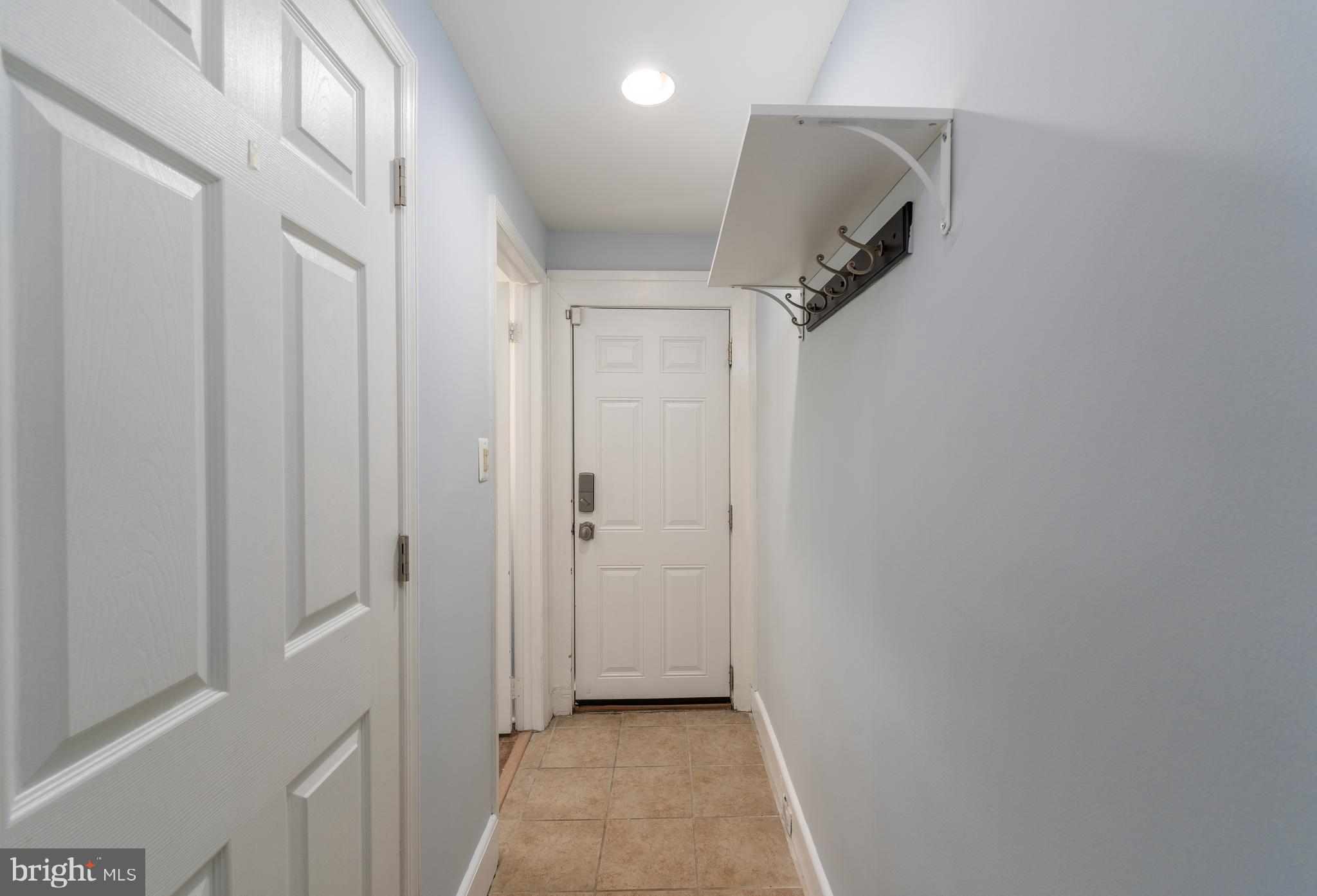 1528 Riverside Avenue Baltimore, MD 21230 - Photo 13 of 30 Hallway to Rear Entry