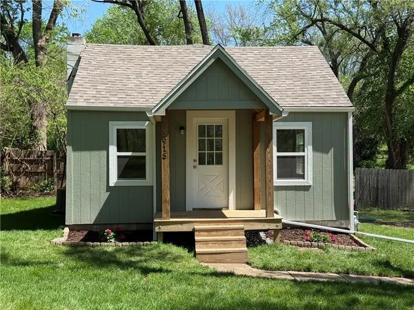 $160,000 | 5915 Marion Avenue, Kansas City, MO 64133