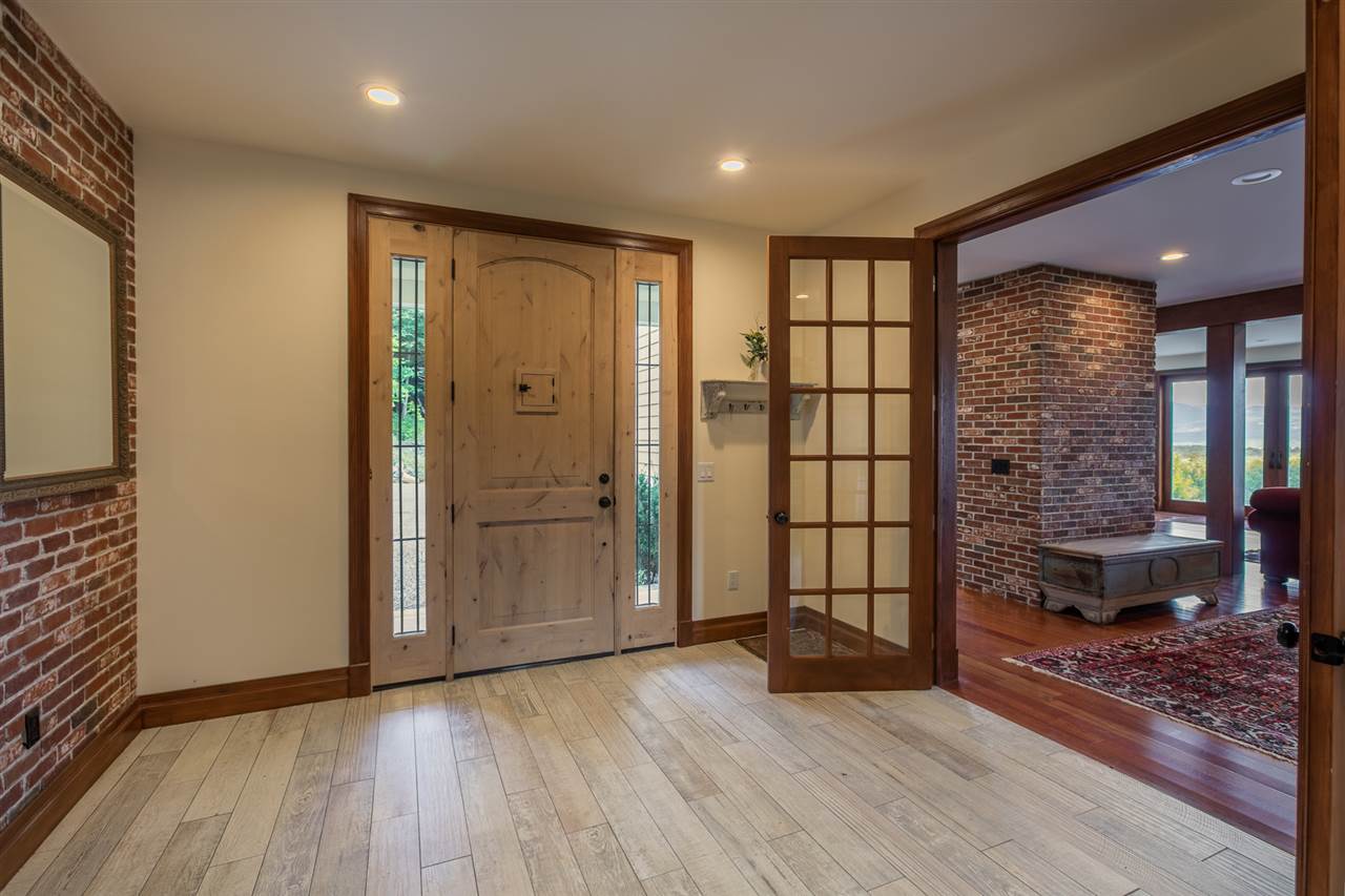 395 Warren Hill Road Stowe, VT 05672 - Photo 4 of 38