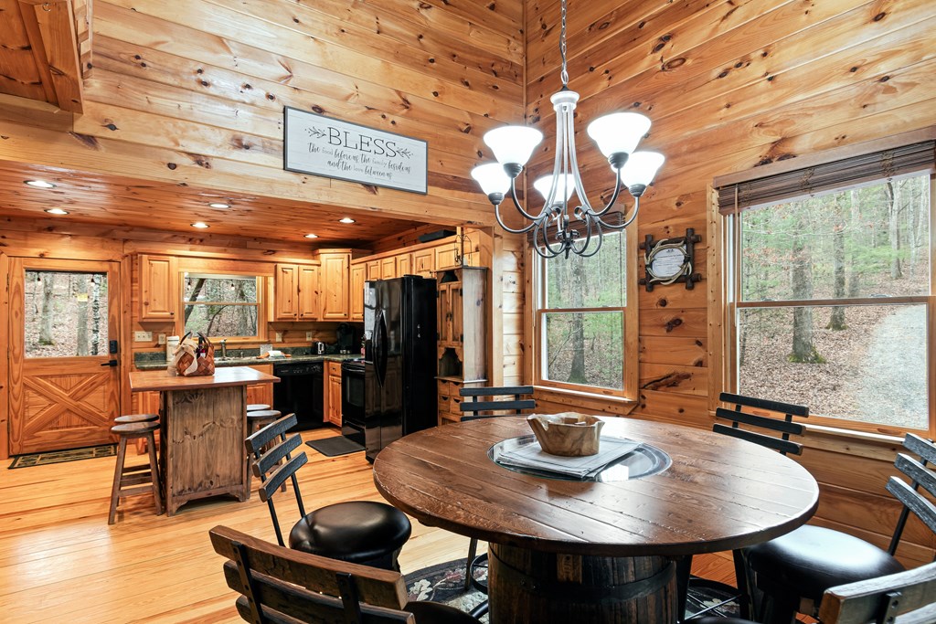 850 Mountain Lake Circle Blue Ridge, GA 30513 - Photo 12 of 66