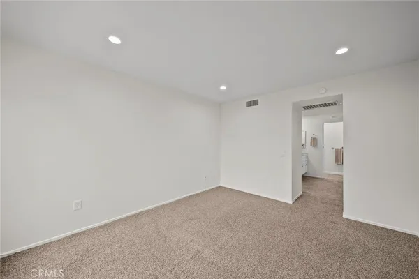$367,900 | 23515 Lyons Avenue, Unit 253, Valencia, CA 91355