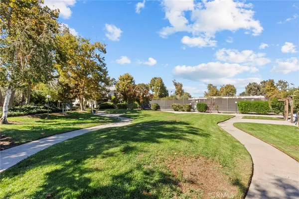 $367,900 | 23515 Lyons Avenue, Unit 253, Valencia, CA 91355