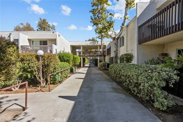 $367,900 | 23515 Lyons Avenue, Unit 253, Valencia, CA 91355