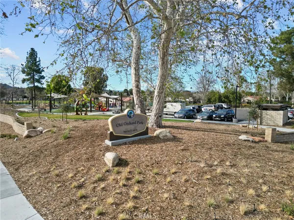 $367,900 | 23515 Lyons Avenue, Unit 253, Valencia, CA 91355