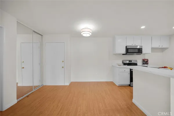 $367,900 | 23515 Lyons Avenue, Unit 253, Valencia, CA 91355