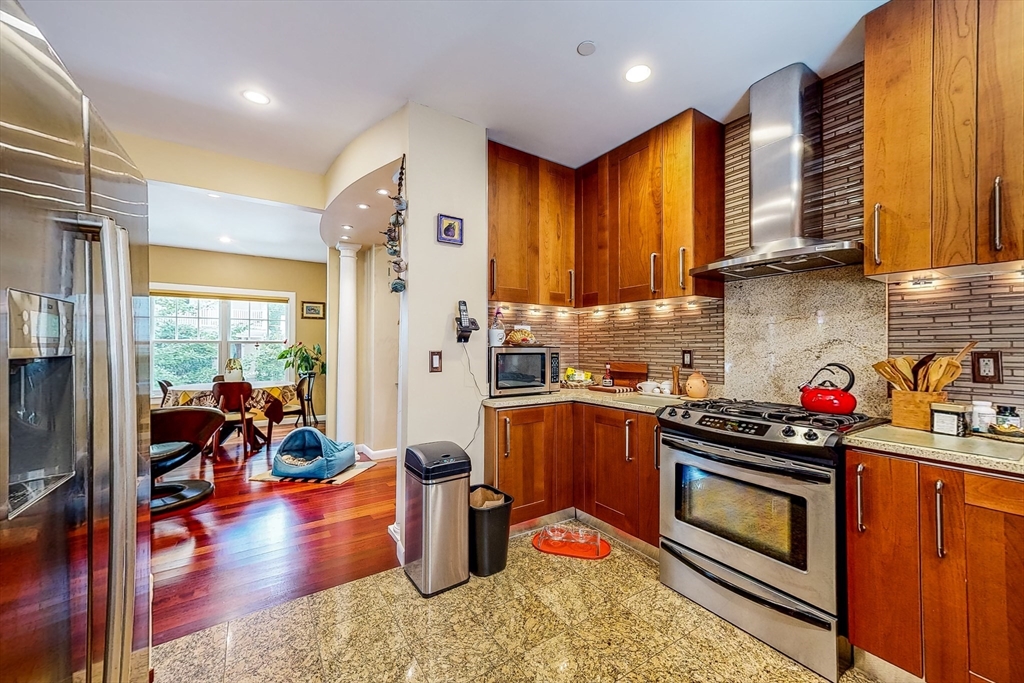 32 Central Road, Unit 1 Somerville, MA 02143 - Photo 6 of 29 Gallery Image 6