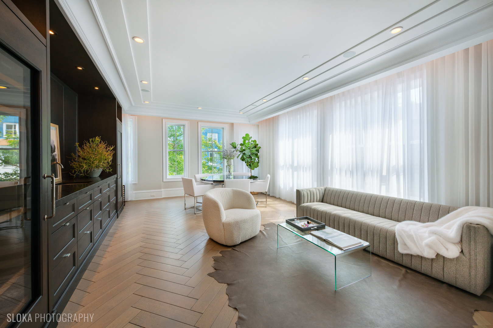 1942 North Sedgwick Street, Unit PH Chicago, IL 60614 - Photo 16 of 84 a living room with furniture and a flat screen tv