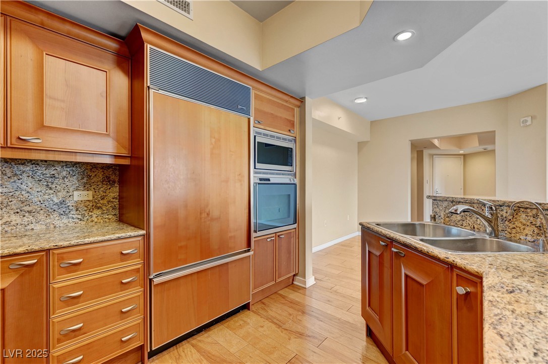 2777 Paradise Road, Unit 607 Las Vegas, NV 89109 - Photo 15 of 37