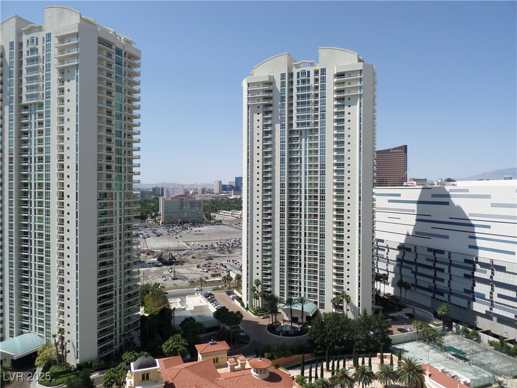 2777 Paradise Road, Unit 607 Las Vegas, NV 89109 - Photo 2 of 37