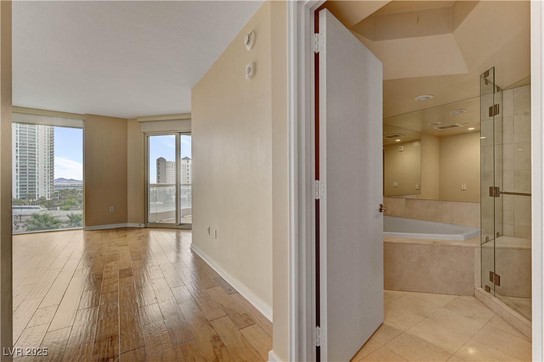 2777 Paradise Road, Unit 607 Las Vegas, NV 89109 - Photo 23 of 37
