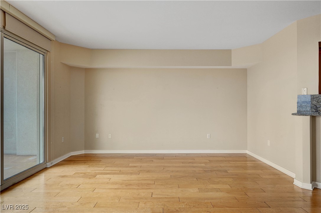 2777 Paradise Road, Unit 607 Las Vegas, NV 89109 - Photo 7 of 37