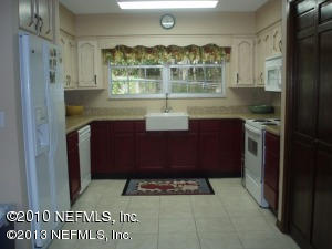 2403 Holly Point Road East Orange Park, FL 32073 - Photo 5 of 11 Kitchen