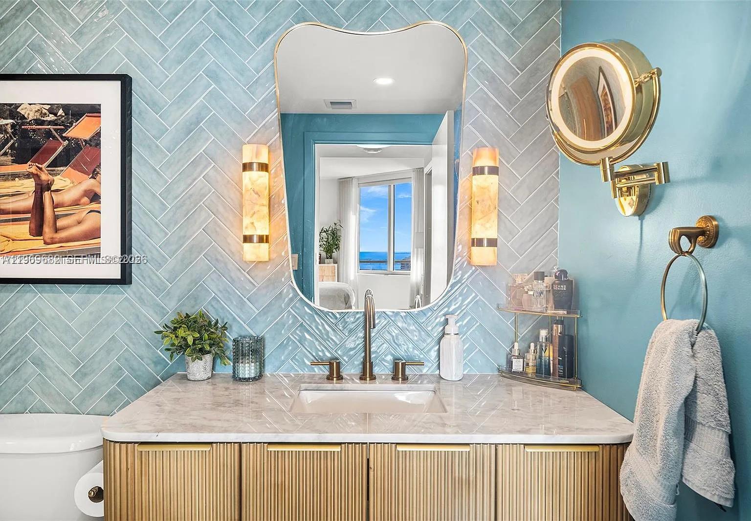 325 South Biscayne Boulevard, Unit 2919 Miami, FL 33131 - Photo 11 of 19