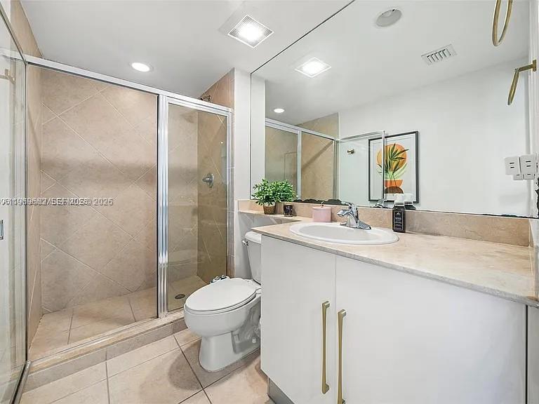 325 South Biscayne Boulevard, Unit 2919 Miami, FL 33131 - Photo 12 of 19