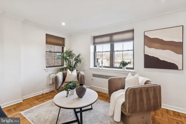 $189,000 | 346 East Lancaster Avenue, Unit 309, Wynnewood, PA 19096