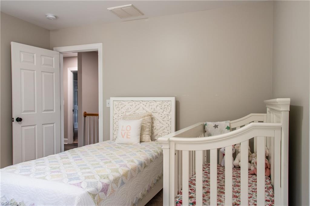 4330 Greenbrier Farm Road Winston-Salem, NC 27106 - Photo 32 of 36