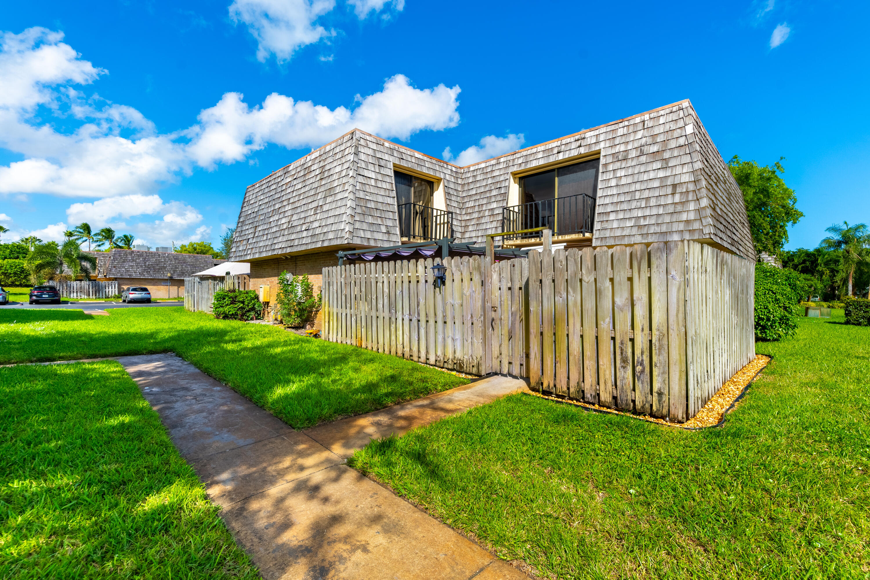 200 Woodland Road Palm Springs, FL 33461 - Photo 17 of 19 DSC00612-HDR