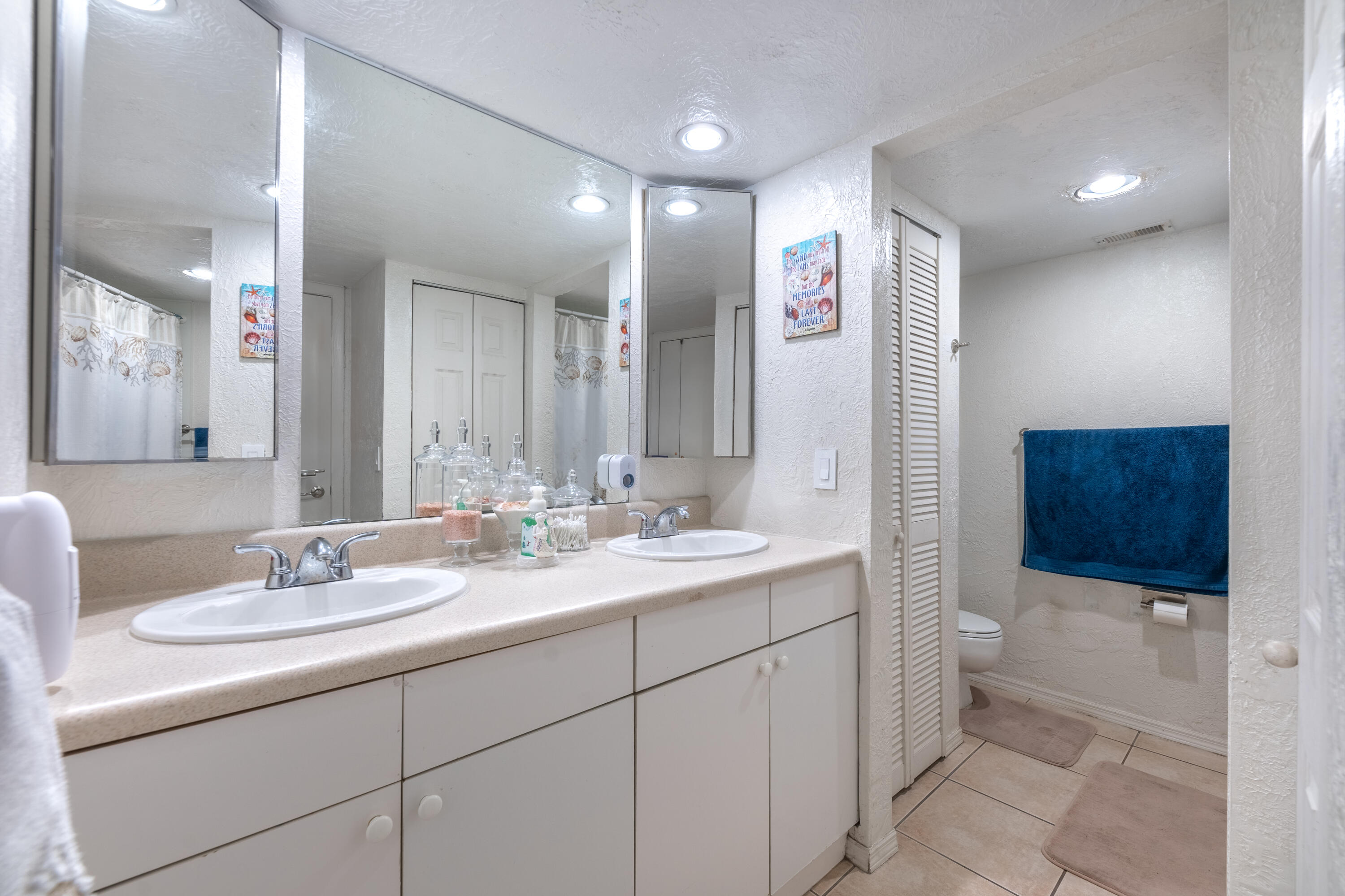 200 Woodland Road Palm Springs, FL 33461 - Photo 7 of 19 DSC00527-HDR-Edit