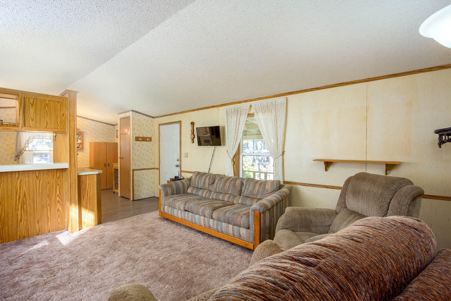 15925 Green Forest Road La Pine, OR 97739 - Photo 16 of 30 15925-Green-Forest-Rd-10-18-2022-19