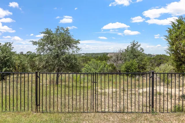 $899,995 | 13326 Trautwein Road, Austin, TX 78737