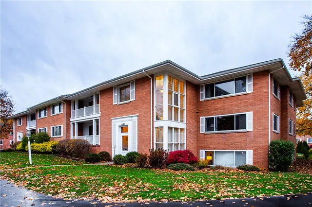 $1,850 | 2680 Highland Avenue, Unit 1, Brighton, NY 14610