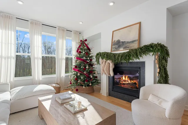 $379,000 | 6949 Huckleberry Drive, Minnetrista, MN 55331