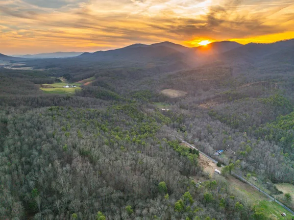 $159,000 | 4358 Deerfield Valley Road, Deerfield, VA 24432