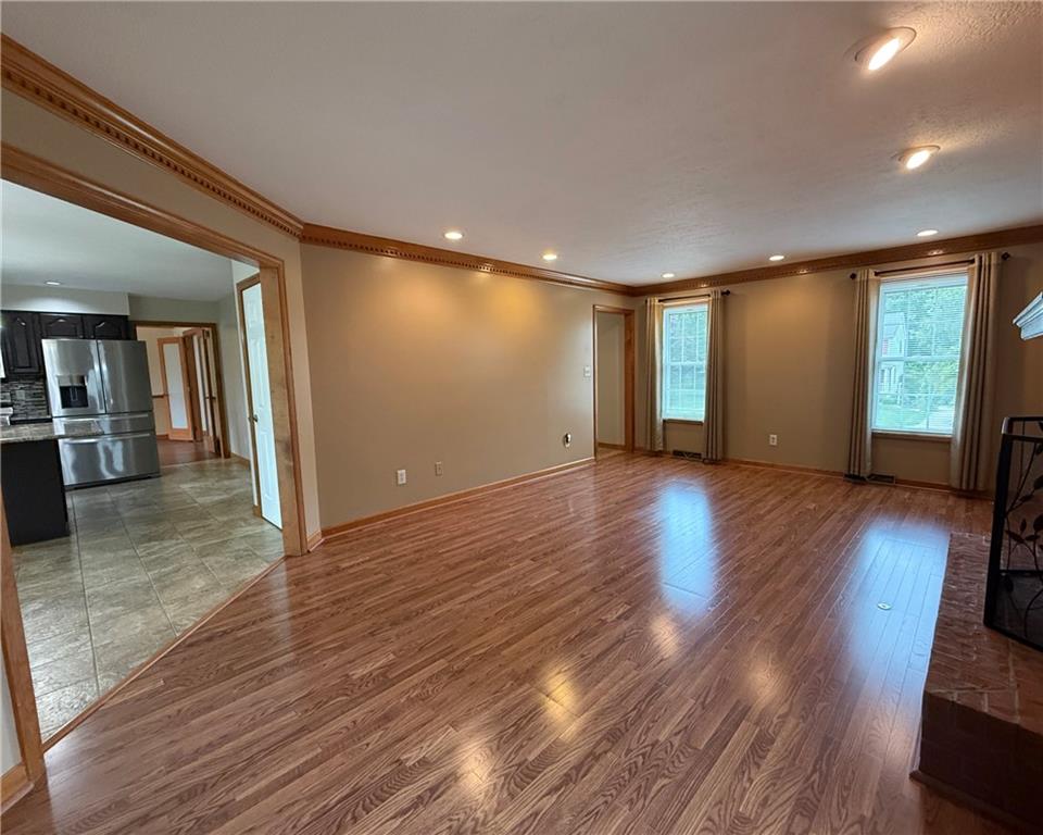 211 Warren Road Warrendale, PA 15086 - Photo 7 of 50 Gallery Image 7
