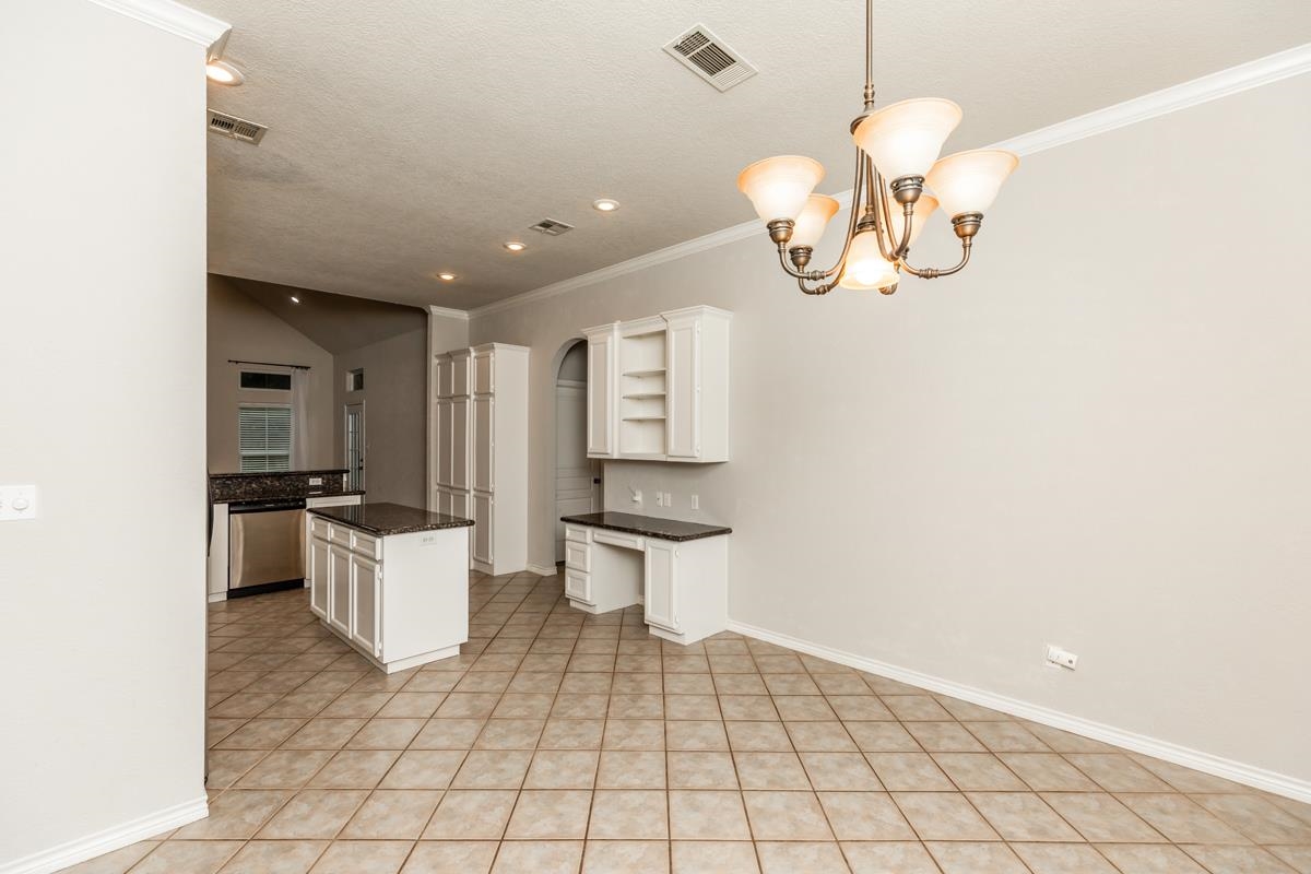 3560 Grayson Lane Beaumont, TX 77713 - Photo 6 of 30