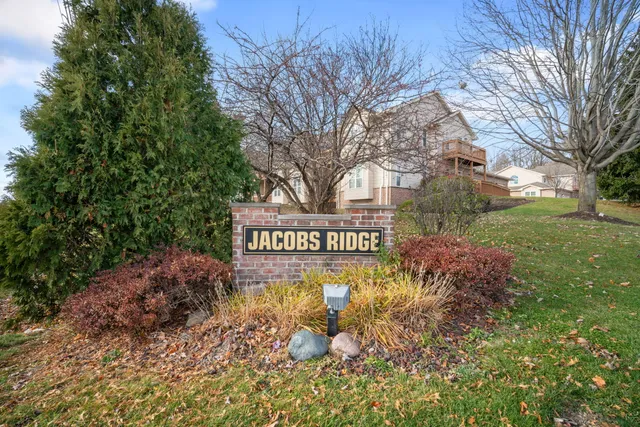 $350,000 | 17795 West Jacob's Drive, New Berlin, WI 53146