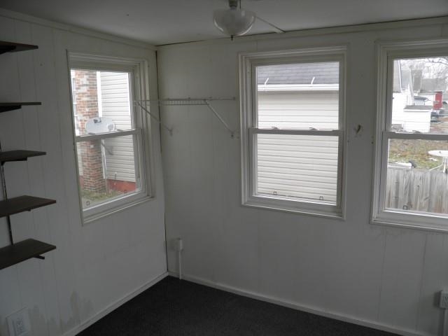 647 Locust Place Clinton, IA 52732 - Photo 8 of 9 Gallery Image 8
