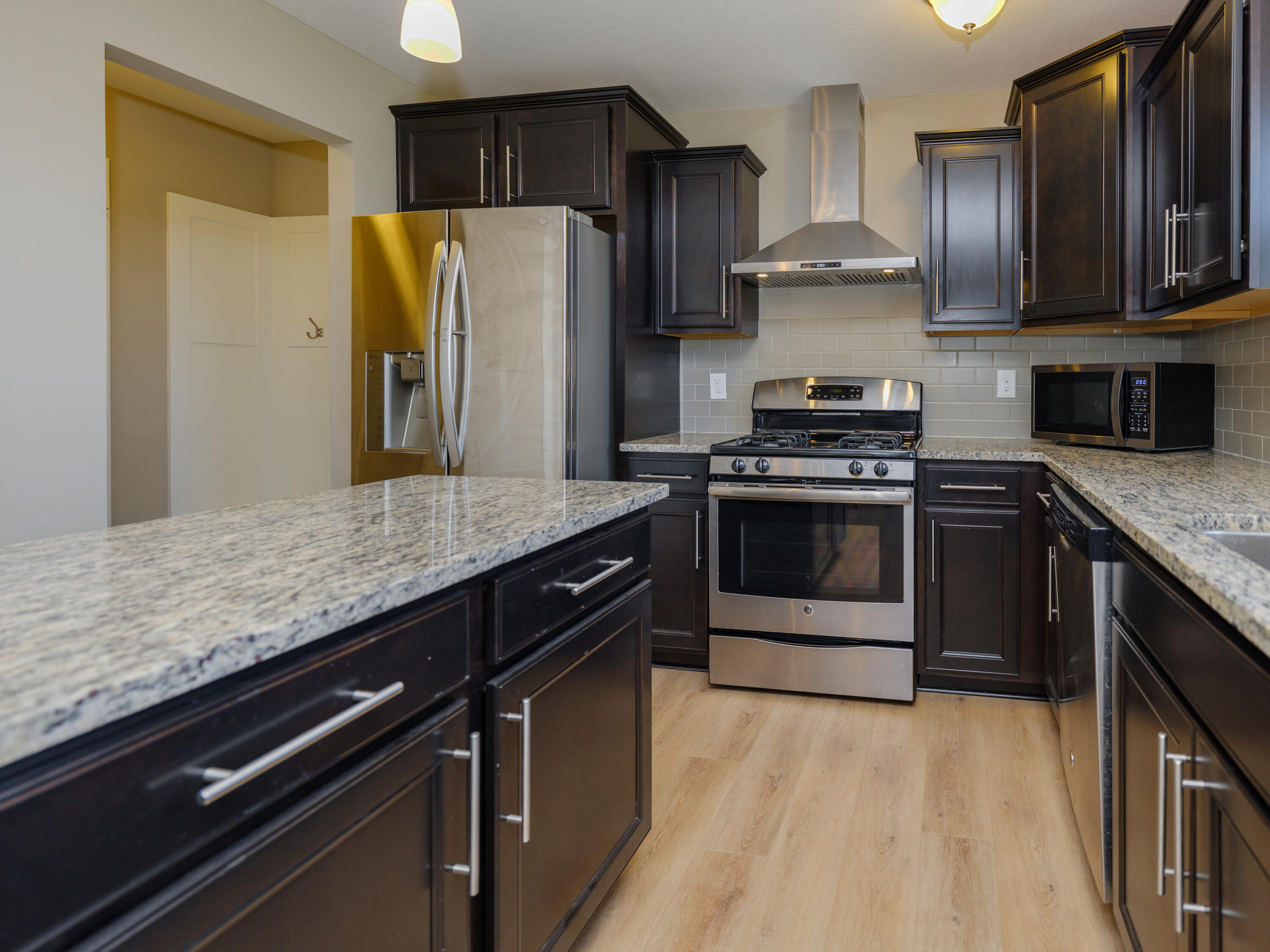 14604 Portage Road Vicksburg, MI 49097 - Photo 3 of 27 14604 Portage Rd-112 Kitchen