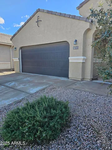 a view of backyard of house