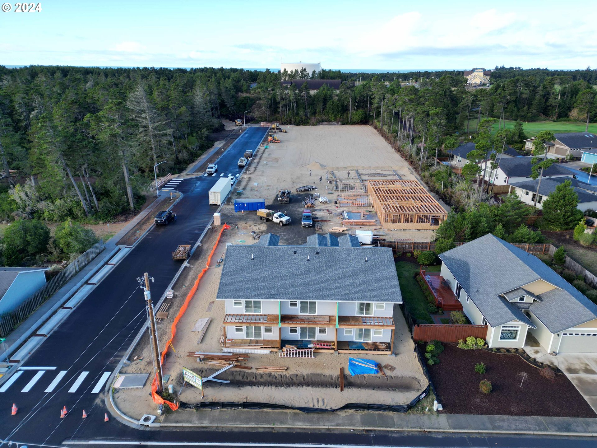 1583 37th Street Florence, OR 97439 - Photo 4 of 48 a aerial view of a house with a big yard