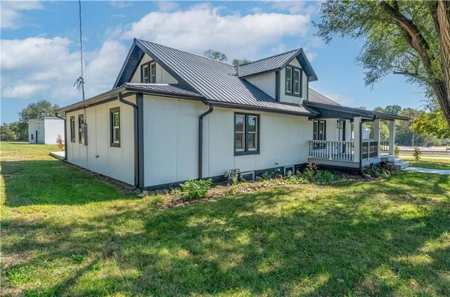 $265,000 | 100 Olive Street, Otterville, MO 65348