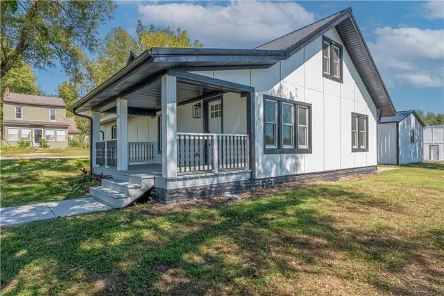 $265,000 | 100 Olive Street, Otterville, MO 65348