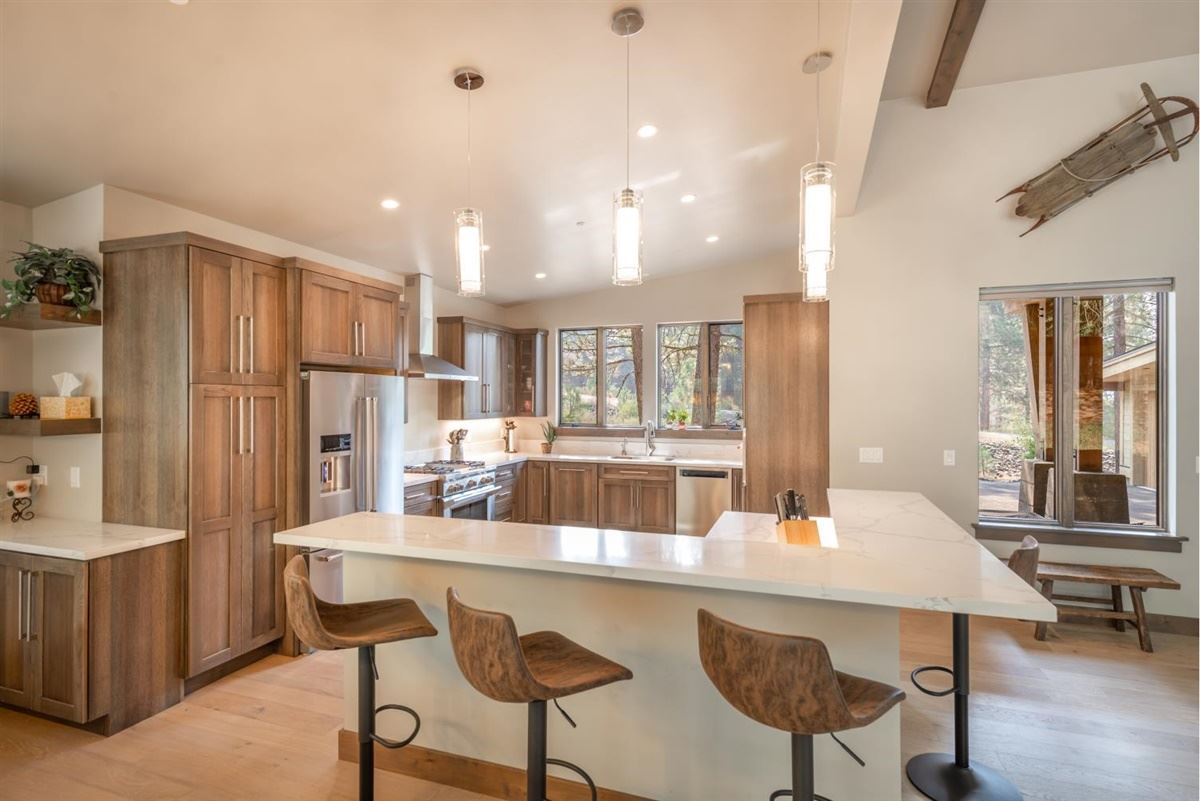 11290 China Camp Road Truckee, CA 96161 - Photo 9 of 21 Gallery Image 9