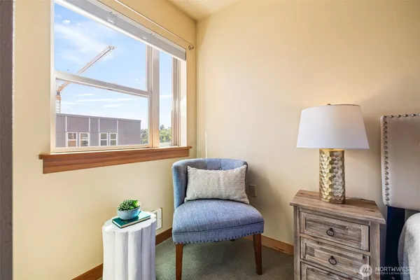 $375,000 | 827 Hiawatha Place South, Unit 515, Seattle, WA 98144