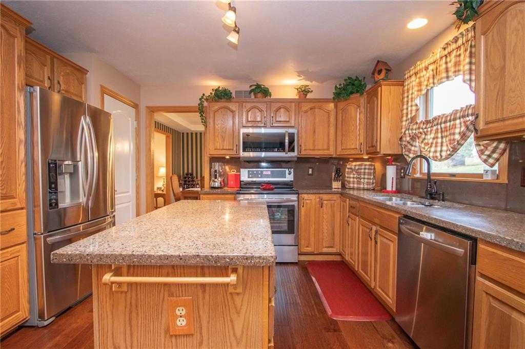 139 Cedar Ridge Drive Monaca, PA 15061 - Photo 9 of 23 Gallery Image 9