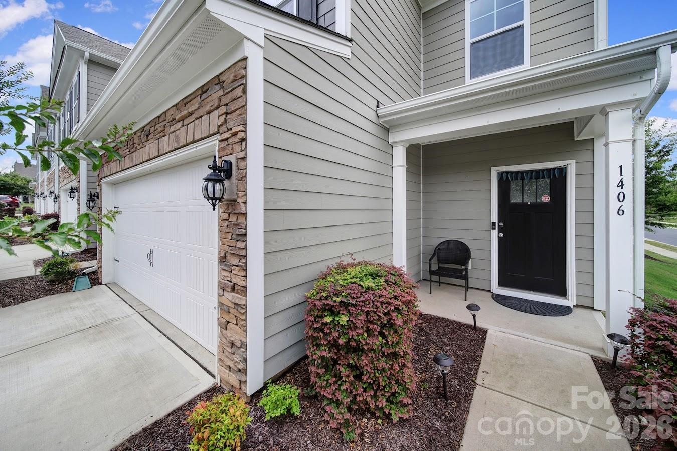 1406 Bramblewood Drive Fort Mill, SC 29708 - Photo 2 of 30