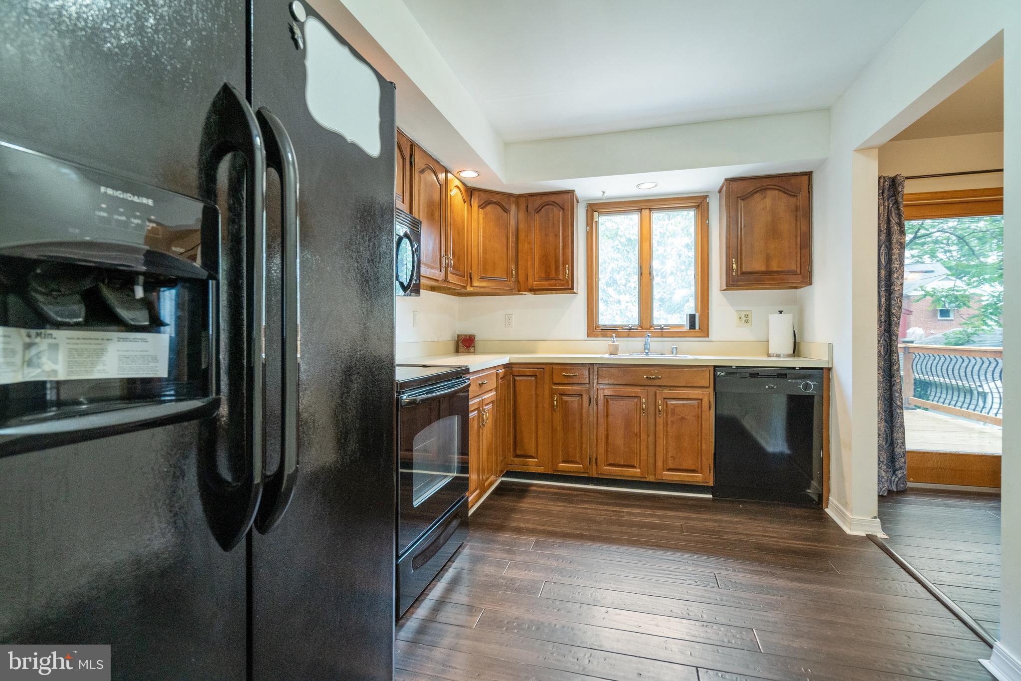 213 Sycamore Road Linthicum Heights, MD 21090 - Photo 6 of 19