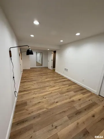 $3,200 | 2625 East 56th Court, Davenport, IA 52807