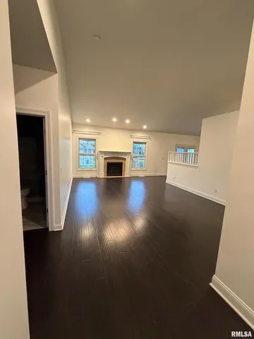 $3,200 | 2625 East 56th Court, Davenport, IA 52807