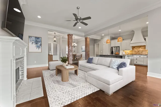 $619,900 | 36493 Lake Bend Avenue, Prairieville, LA 70769