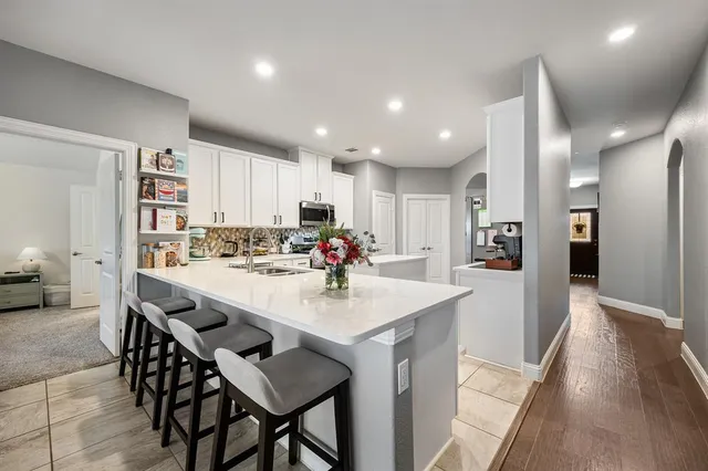 $450,000 | 11101 Blaze Street, Aubrey, TX 76227