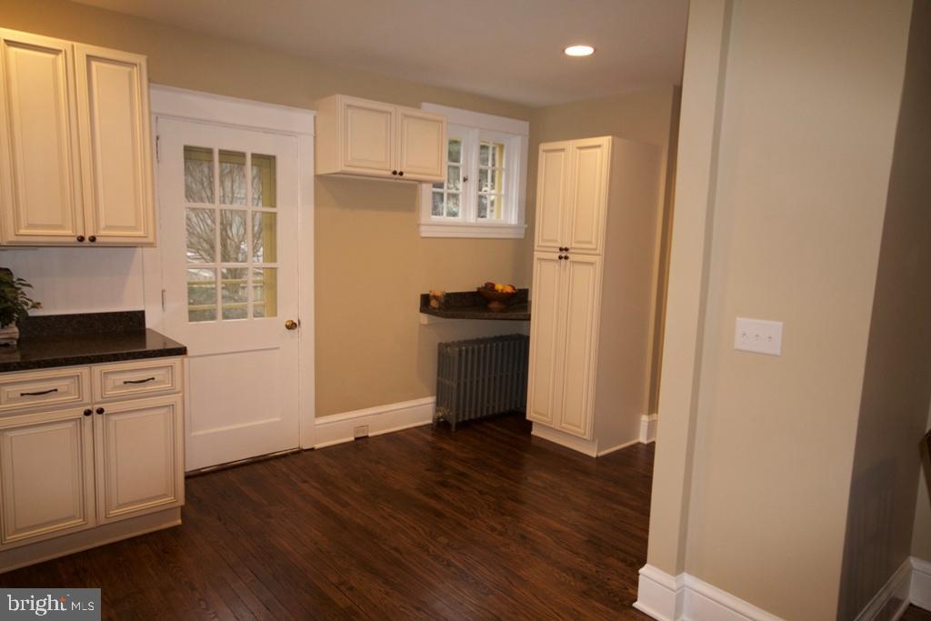 313 Rider Avenue Lancaster, PA 17603 - Photo 9 of 17 Gallery Image 9