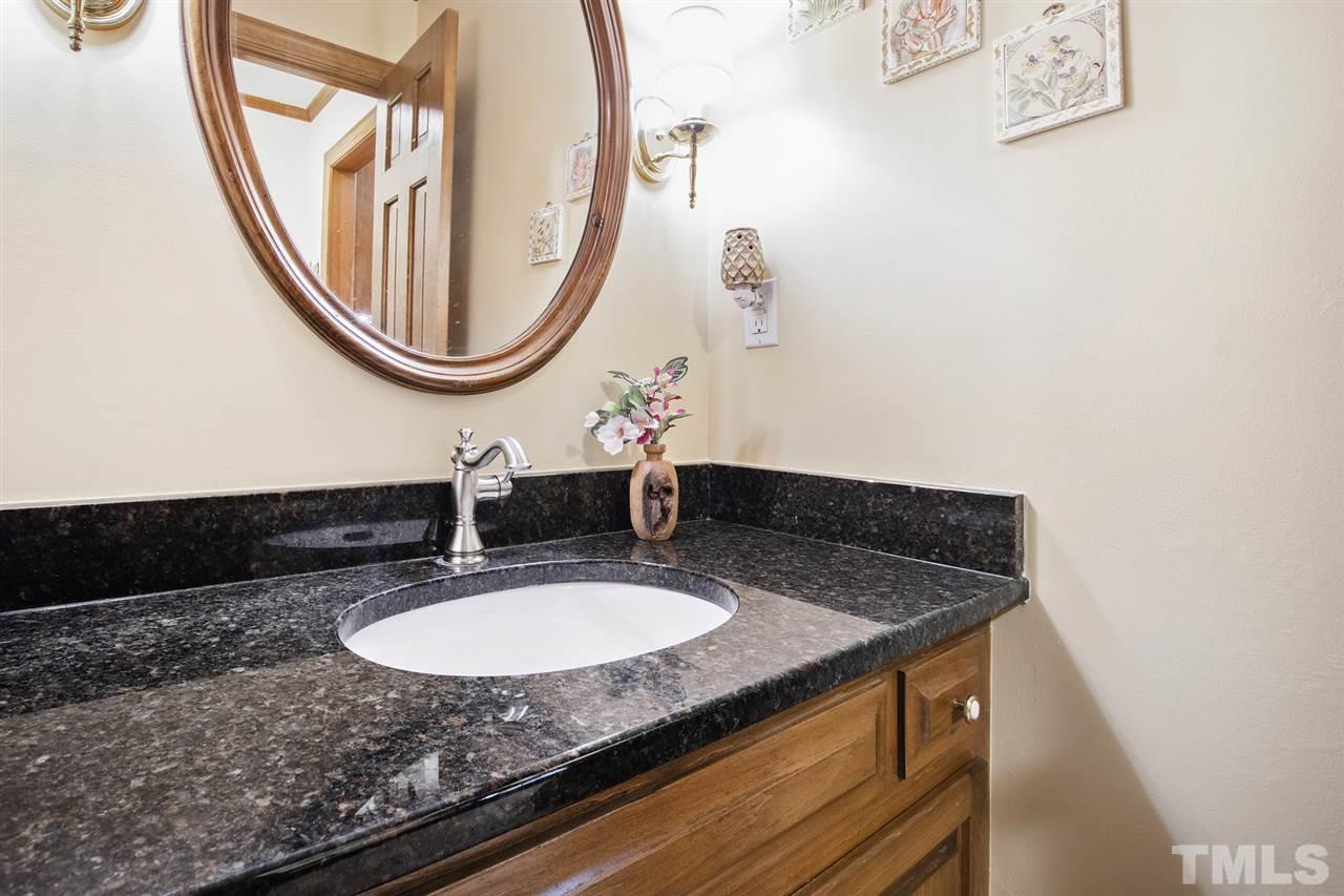 10713 Winding Wood Trail Raleigh, NC 27613 - Photo 12 of 30