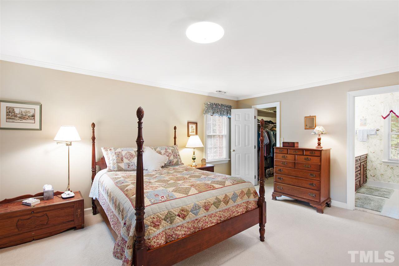10713 Winding Wood Trail Raleigh, NC 27613 - Photo 14 of 30